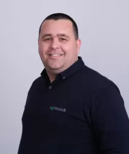 nikola-jovic-kontakt